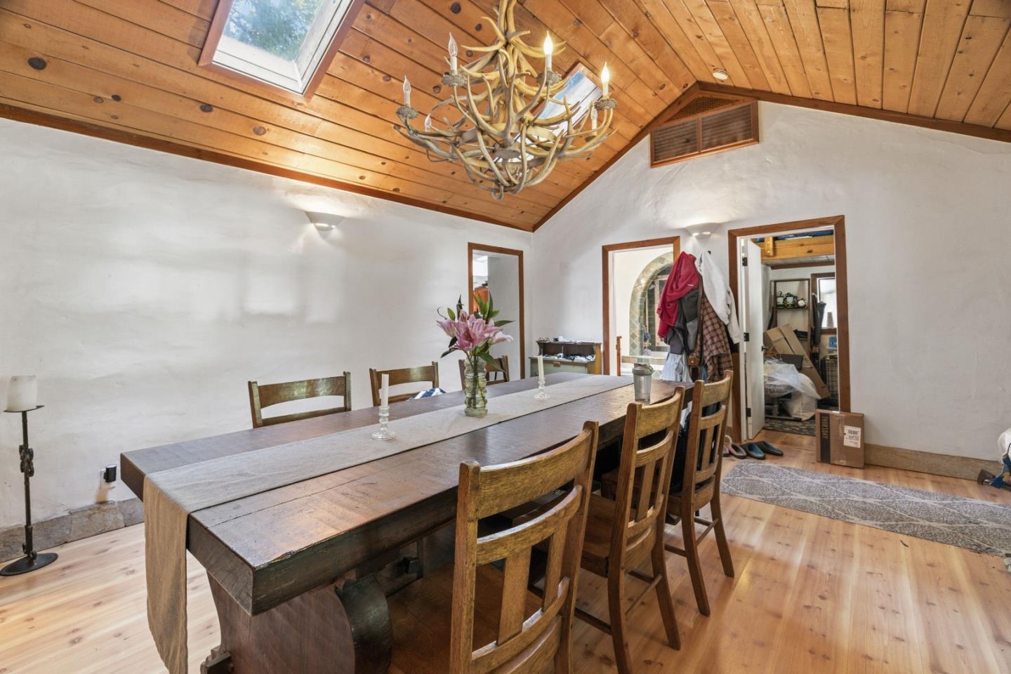 Detail Gallery Image 9 of 104 For 41 Back Rd, La Honda,  CA 94020 - 4 Beds | 3 Baths