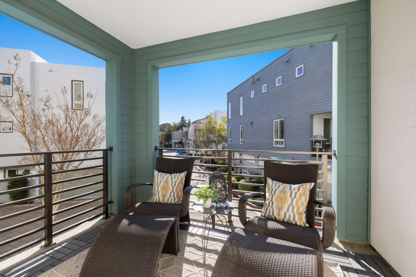 Detail Gallery Image 11 of 35 For 120 Franklin Pkwy, San Mateo,  CA 94403 - 4 Beds | 4 Baths