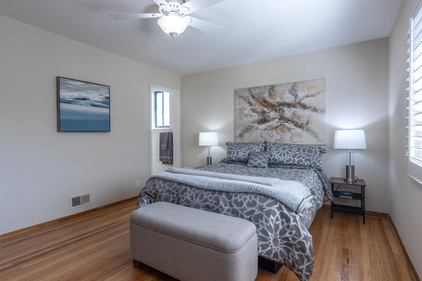 Detail Gallery Image 18 of 46 For 305 Newman Dr, South San Francisco,  CA 94080 - 3 Beds | 2/1 Baths