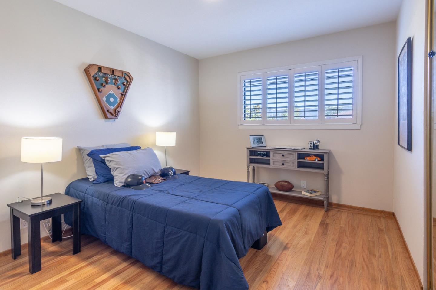 Detail Gallery Image 22 of 46 For 305 Newman Dr, South San Francisco,  CA 94080 - 3 Beds | 2/1 Baths