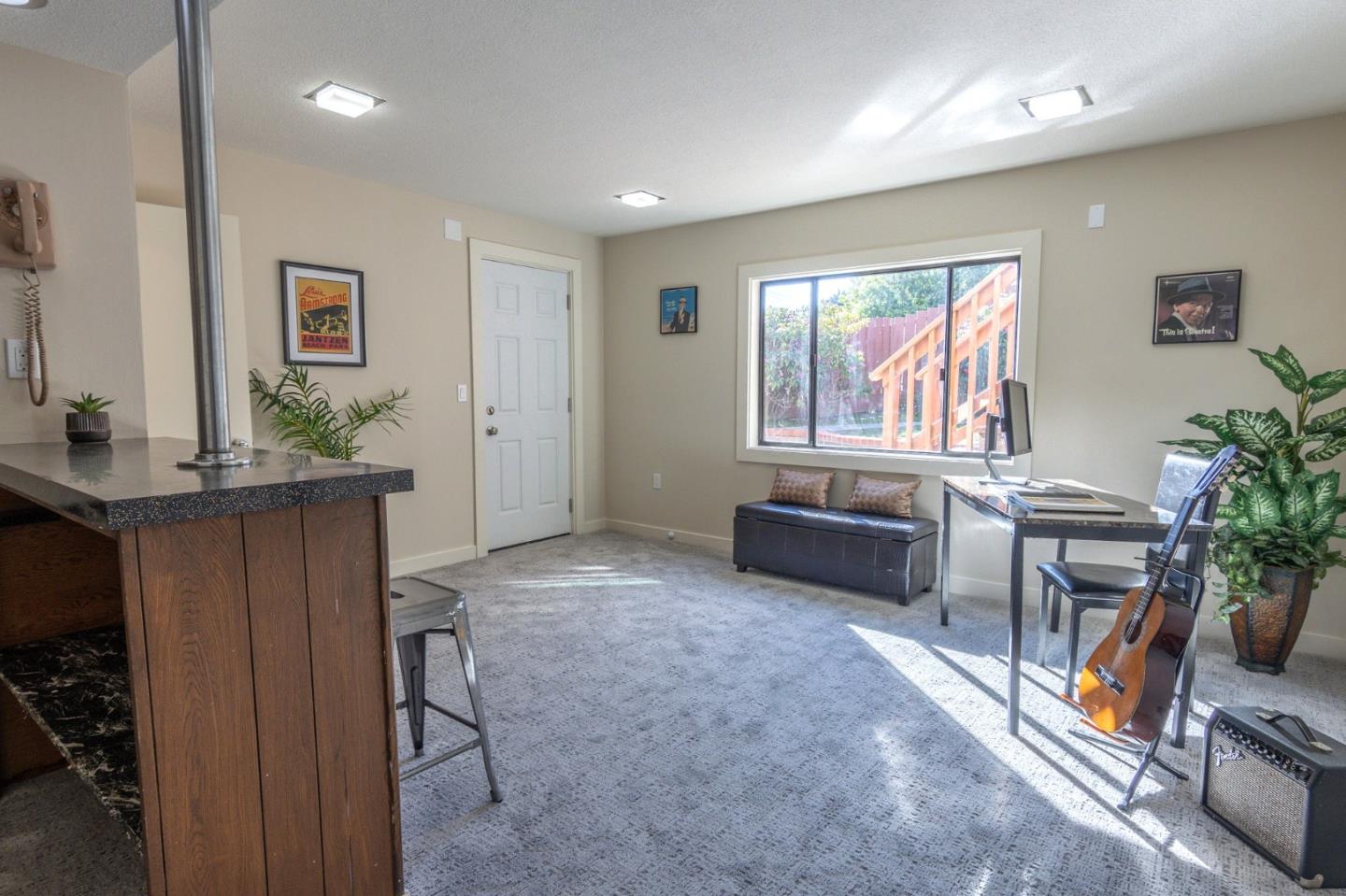 Detail Gallery Image 29 of 46 For 305 Newman Dr, South San Francisco,  CA 94080 - 3 Beds | 2/1 Baths