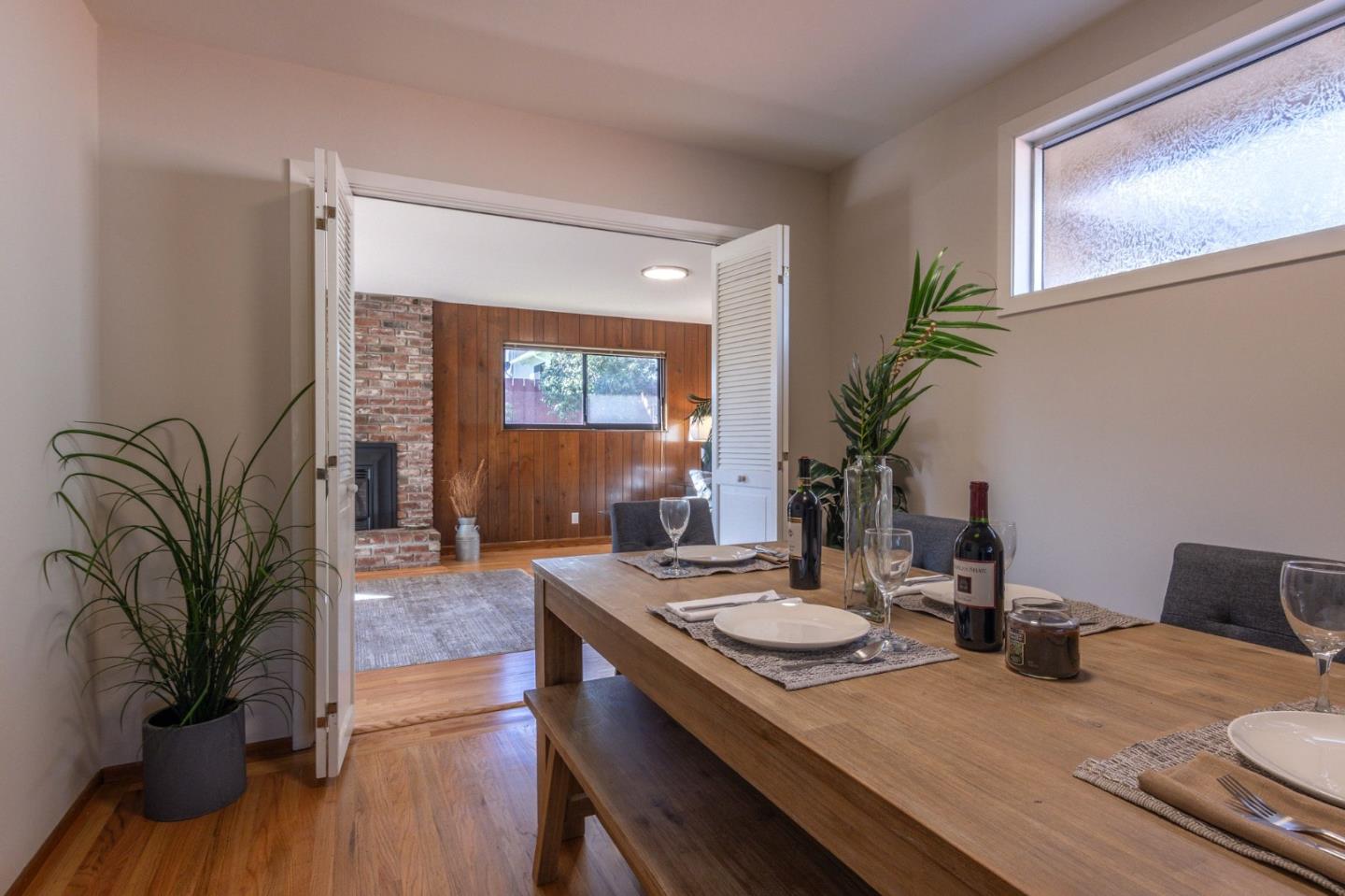 Detail Gallery Image 8 of 46 For 305 Newman Dr, South San Francisco,  CA 94080 - 3 Beds | 2/1 Baths