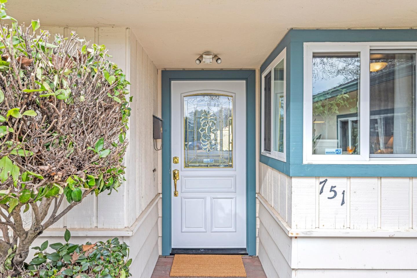 Detail Gallery Image 6 of 50 For 751 W 6th St, Gilroy,  CA 95020 - 3 Beds | 2 Baths