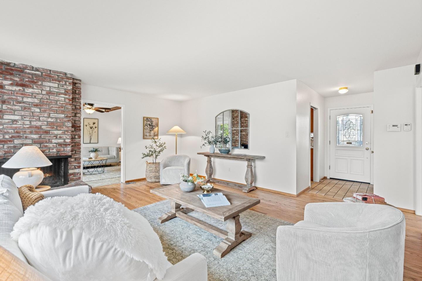 Detail Gallery Image 8 of 50 For 751 W 6th St, Gilroy,  CA 95020 - 3 Beds | 2 Baths