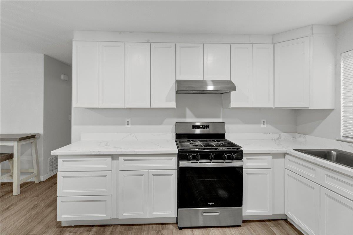 Detail Gallery Image 13 of 32 For 960 Elko St, Gonzales,  CA 93926 - 3 Beds | 1 Baths