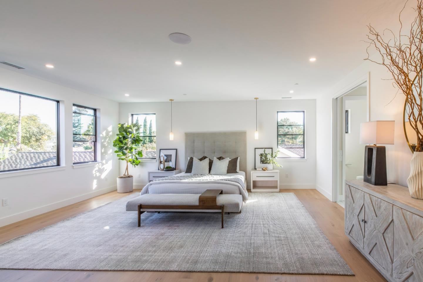 Detail Gallery Image 28 of 53 For 416 Ardis Ave, San Jose,  CA 95117 - 6 Beds | 4/1 Baths