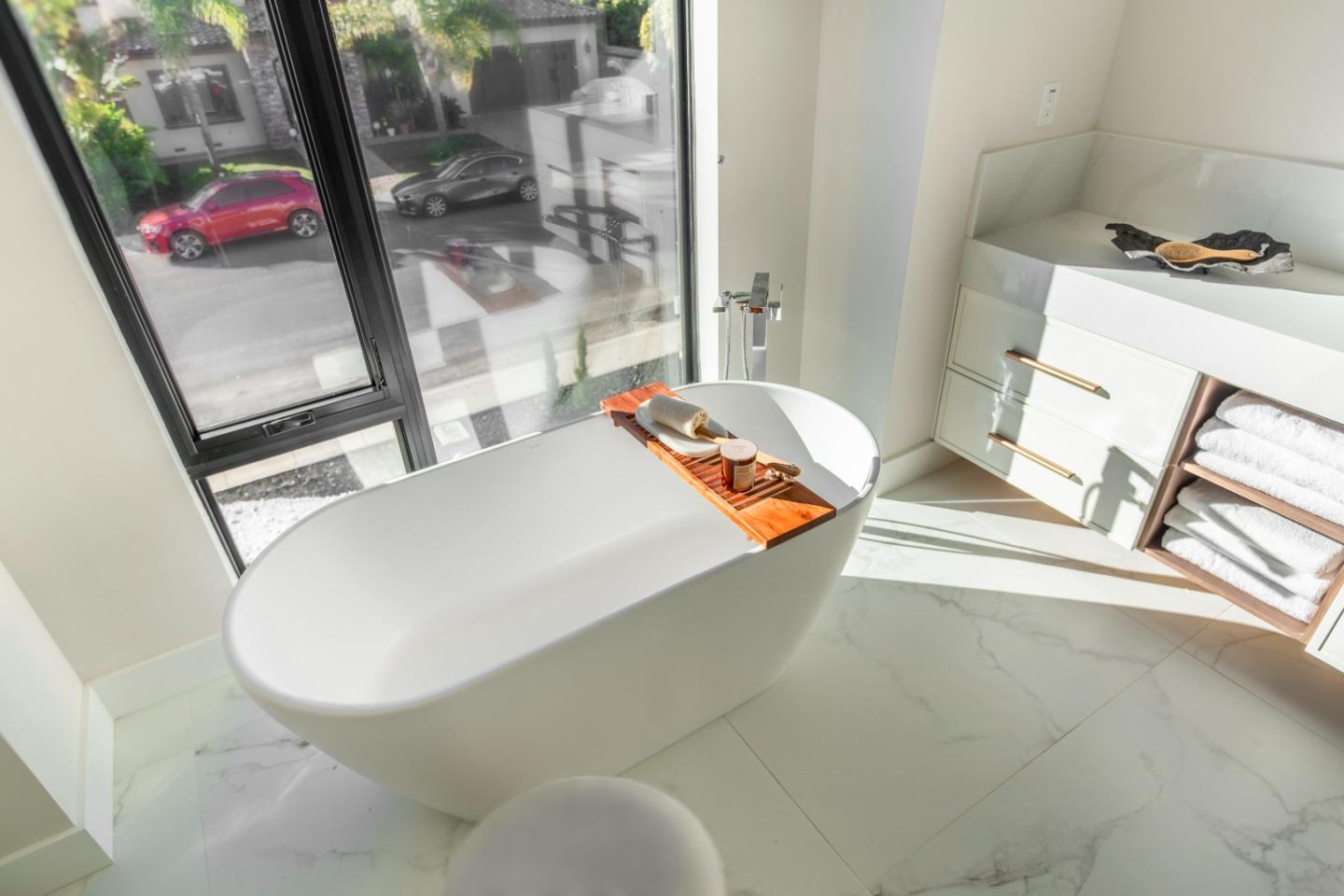 Detail Gallery Image 37 of 53 For 416 Ardis Ave, San Jose,  CA 95117 - 6 Beds | 4/1 Baths