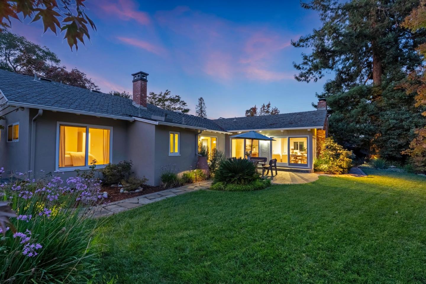 Detail Gallery Image 45 of 46 For 185 Beverly Ln, Los Altos,  CA 94022 - 3 Beds | 2/1 Baths