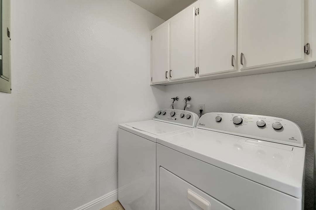 Detail Gallery Image 12 of 17 For 1913 La Terrace Cir, San Jose,  CA 95123 - 2 Beds | 2 Baths