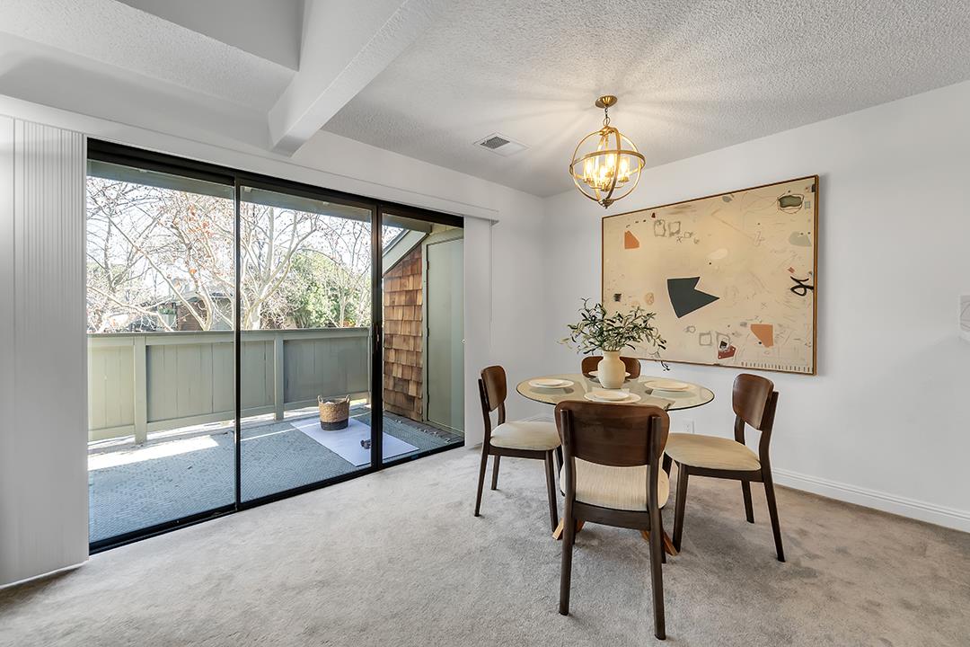 Detail Gallery Image 5 of 17 For 1913 La Terrace Cir, San Jose,  CA 95123 - 2 Beds | 2 Baths