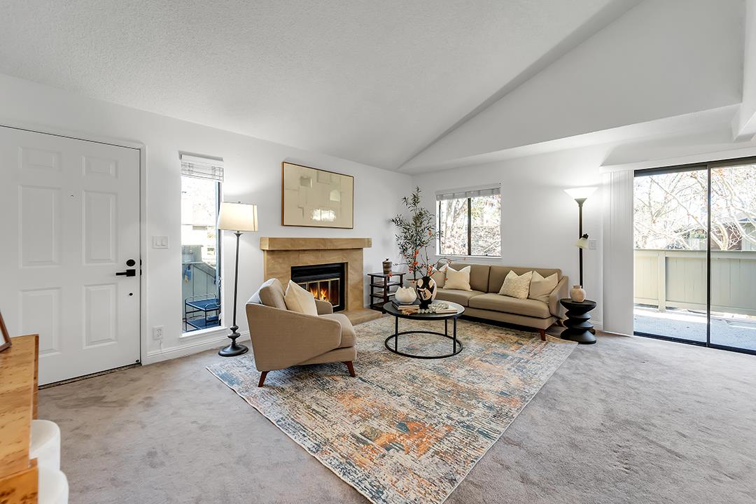 Detail Gallery Image 6 of 17 For 1913 La Terrace Cir, San Jose,  CA 95123 - 2 Beds | 2 Baths