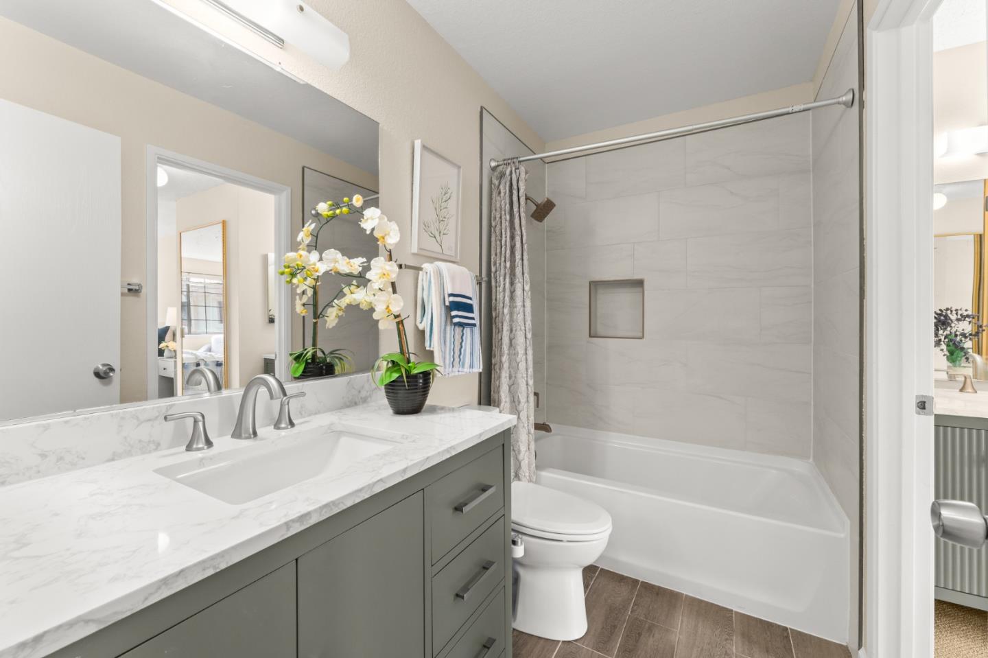 Detail Gallery Image 21 of 27 For 5404 Colony Park Cir, San Jose,  CA 95123 - 3 Beds | 1/1 Baths