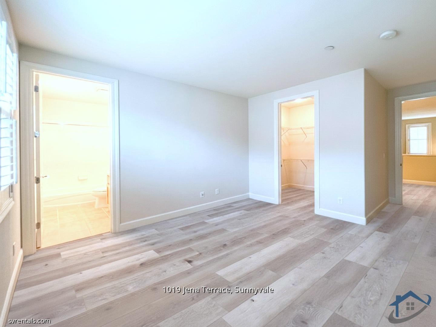 Detail Gallery Image 9 of 19 For 1019 Jena Ter, Sunnyvale,  CA 94089 - 2 Beds | 2/1 Baths