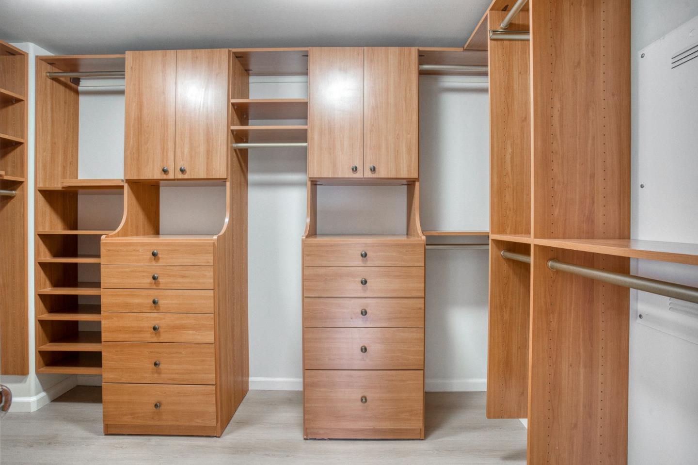 Detail Gallery Image 32 of 51 For 600 Live Oak Way #603,  Belmont,  CA 94002 - 3 Beds | 2/1 Baths