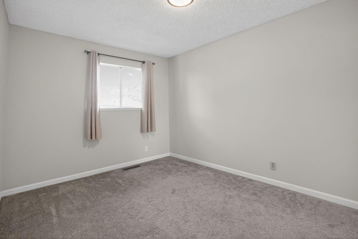 Photo #15: ML82030758 Listing: Photo #15