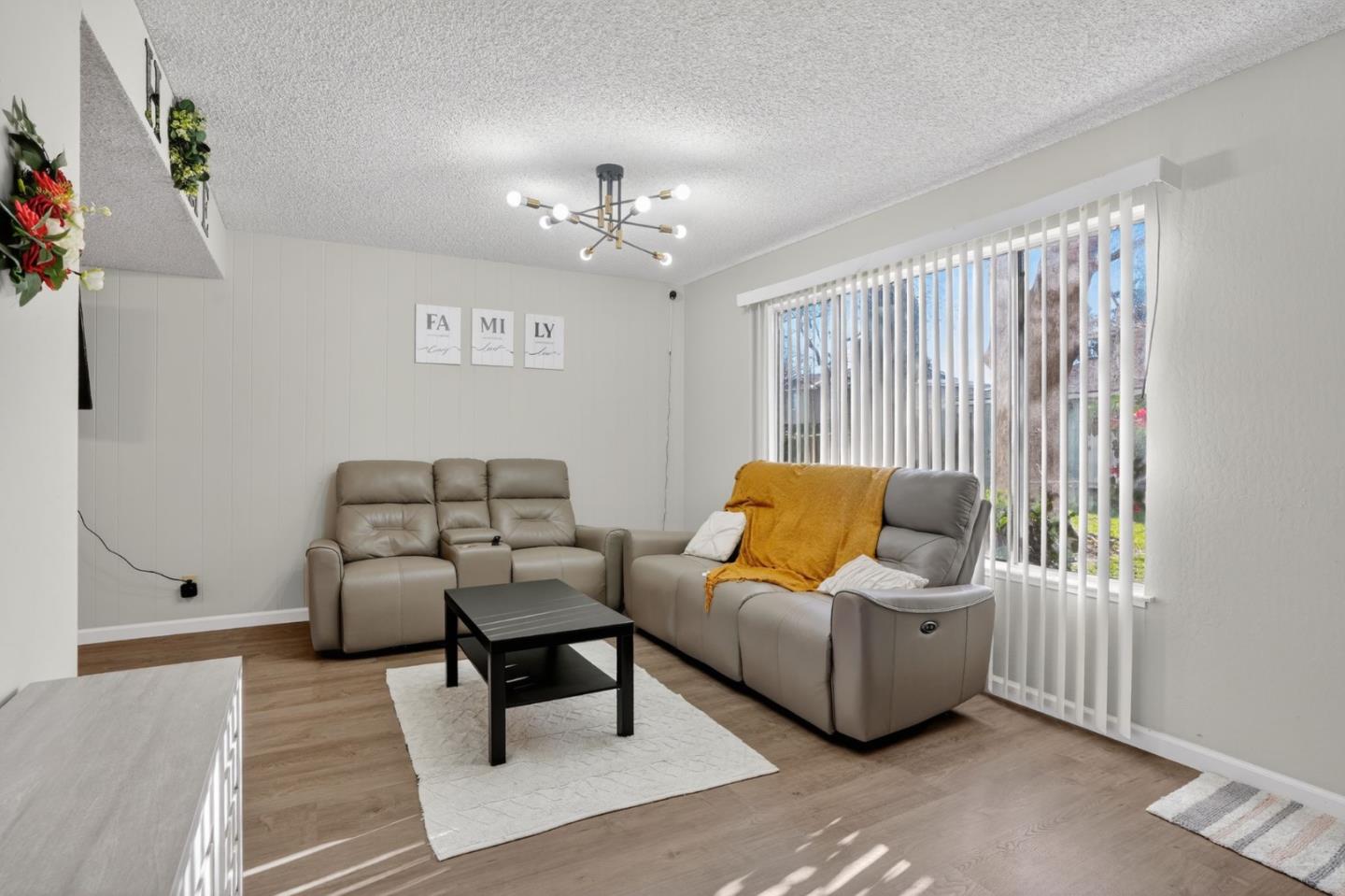 Photo #3: ML82030758 Listing: Photo #3