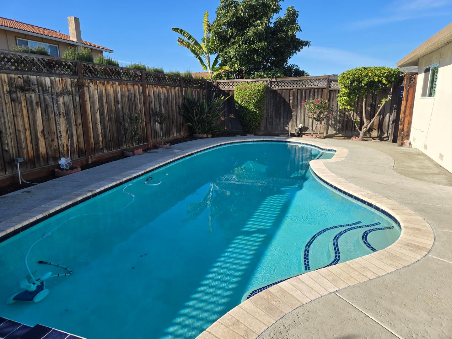 Detail Gallery Image 19 of 20 For 2595 Gumdrop Dr, San Jose,  CA 95148 - 4 Beds | 2 Baths