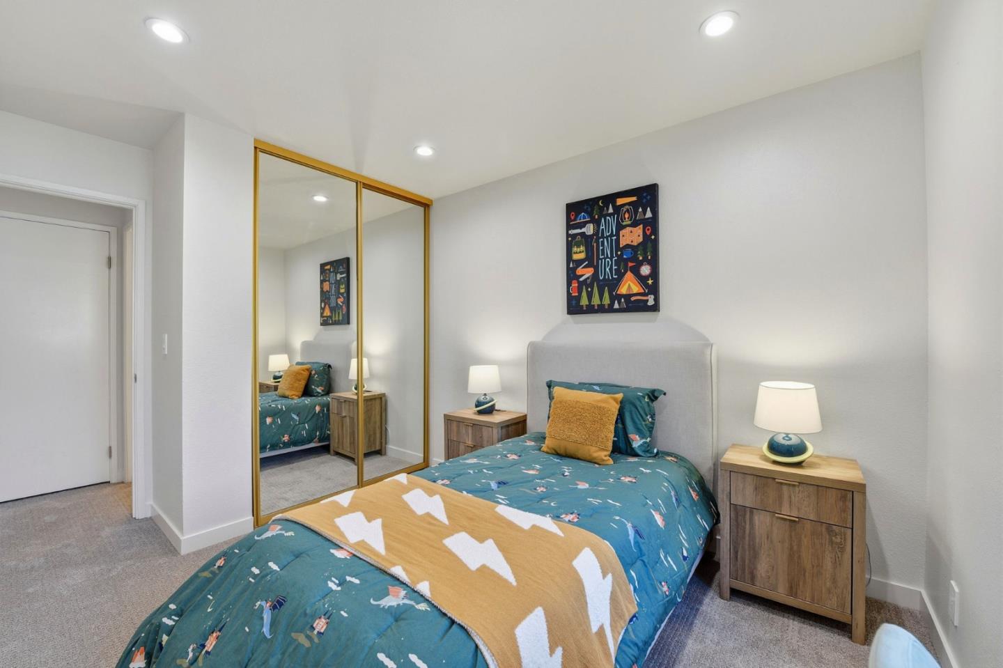 Detail Gallery Image 15 of 20 For 831 W California Ave #V,  Sunnyvale,  CA 94086 - 2 Beds | 1/1 Baths