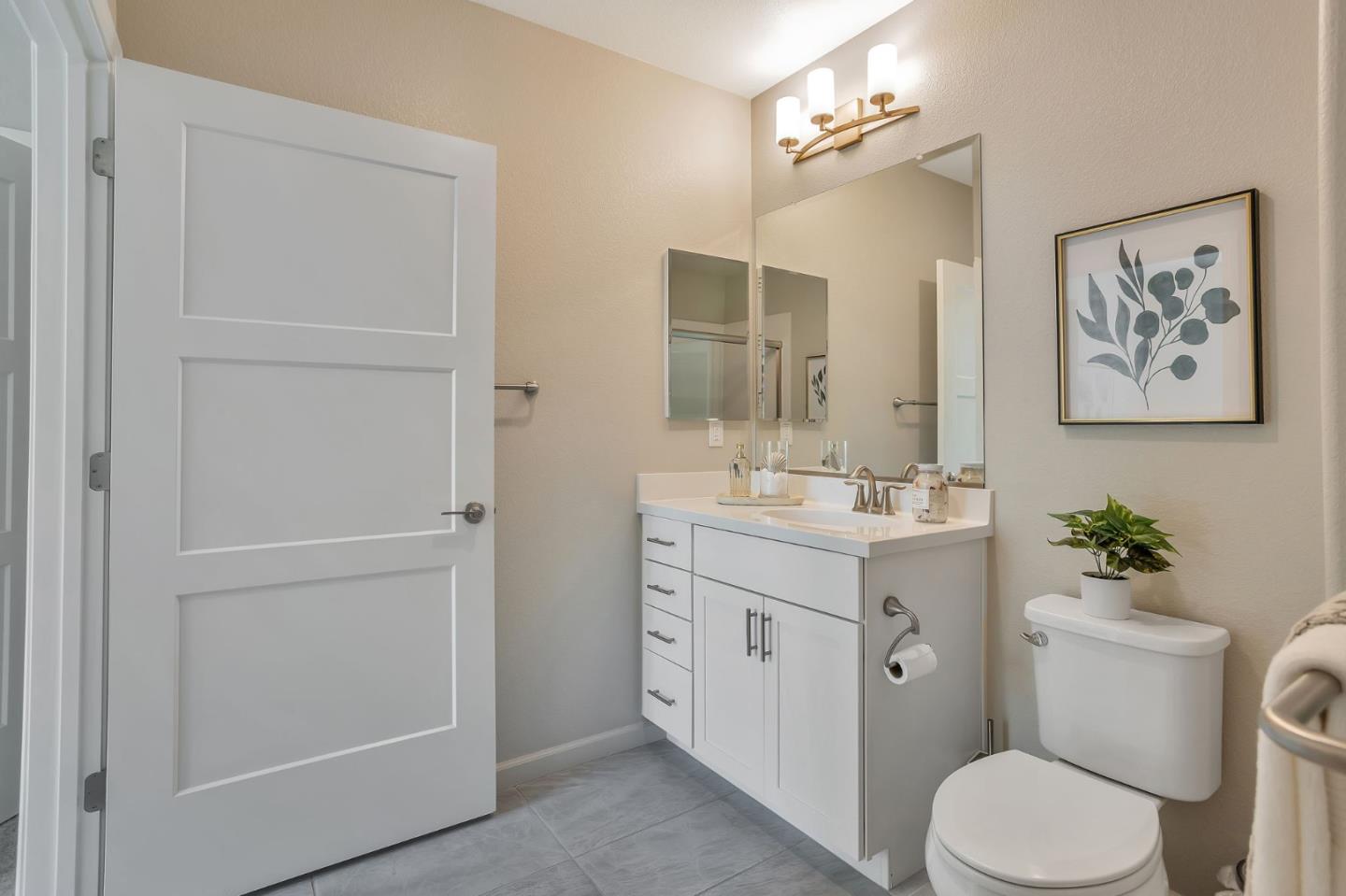 Detail Gallery Image 31 of 59 For 298 Agustin Narvaez St #6,  San Jose,  CA 95136 - 4 Beds | 3/1 Baths