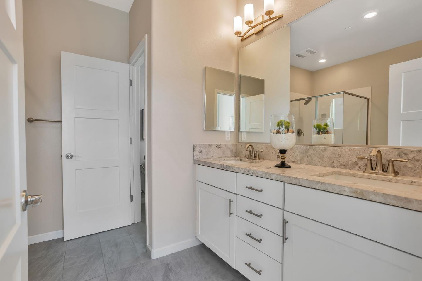 Detail Gallery Image 35 of 59 For 298 Agustin Narvaez St #6,  San Jose,  CA 95136 - 4 Beds | 3/1 Baths