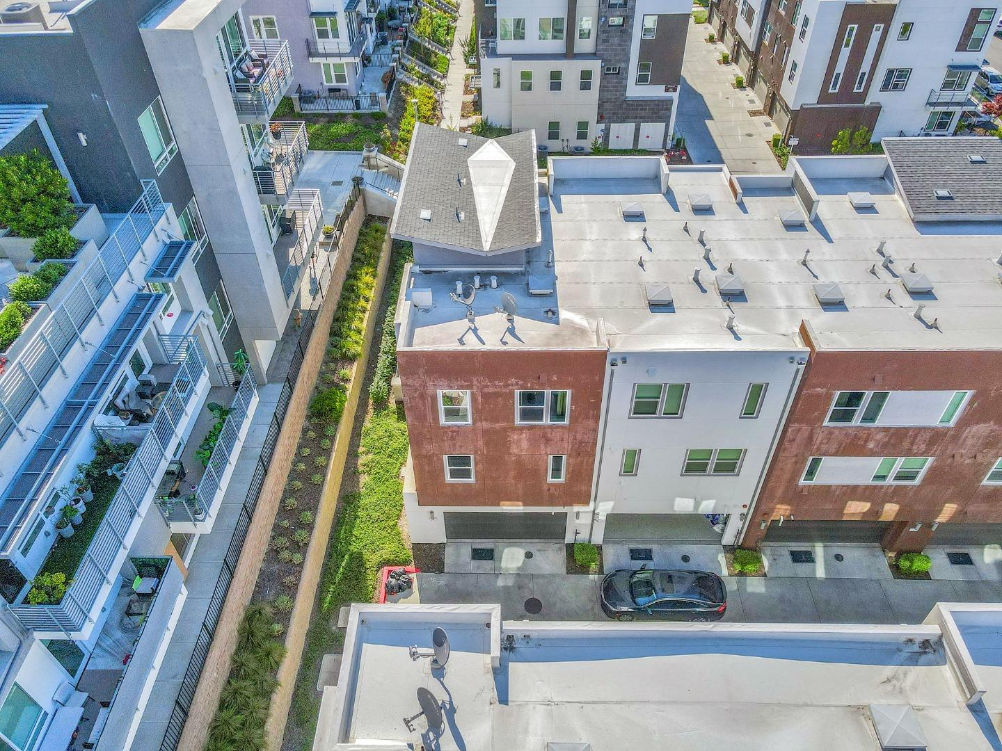 Detail Gallery Image 57 of 59 For 298 Agustin Narvaez St #6,  San Jose,  CA 95136 - 4 Beds | 3/1 Baths