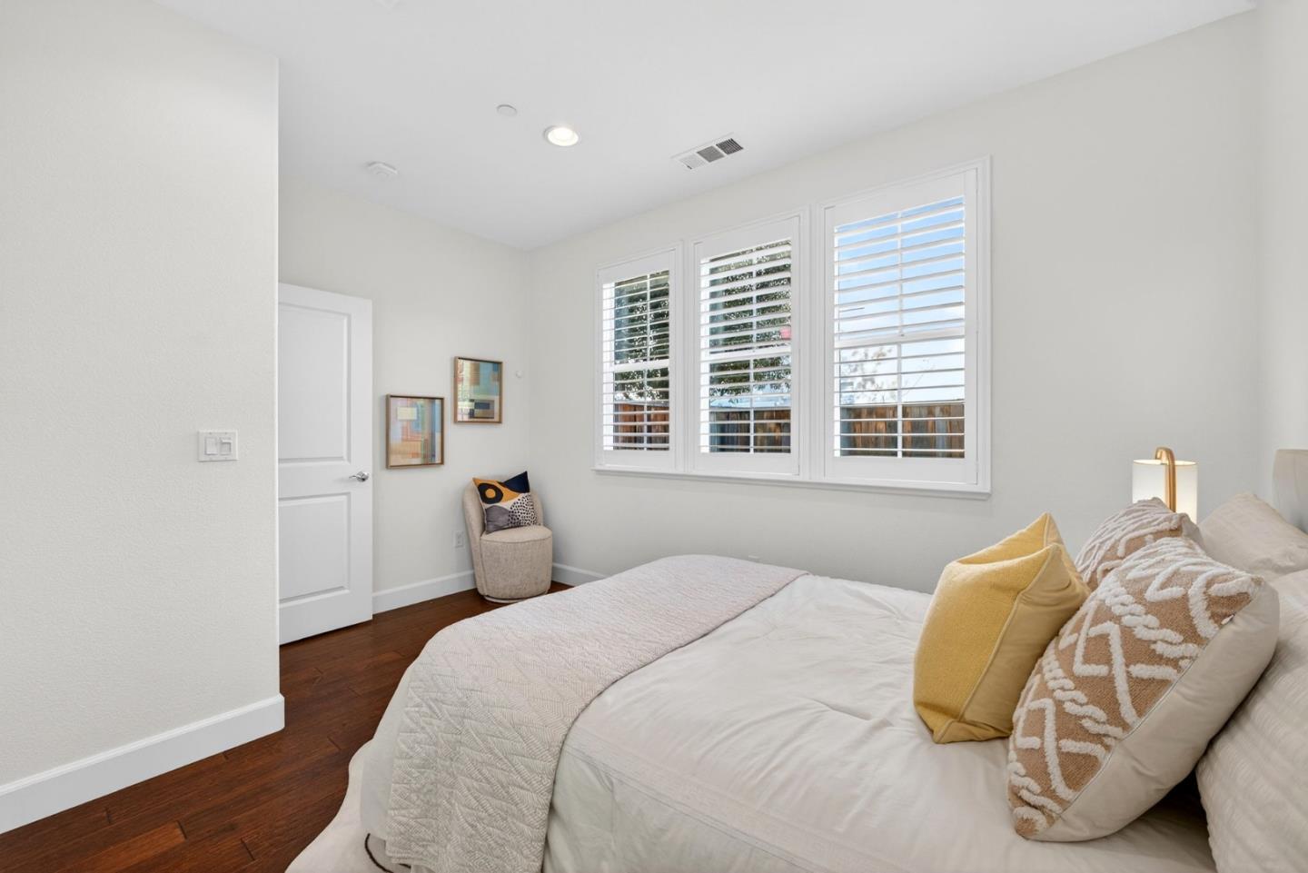 Detail Gallery Image 24 of 49 For 3210 La Rochelle Way, San Jose,  CA 95135 - 4 Beds | 3 Baths