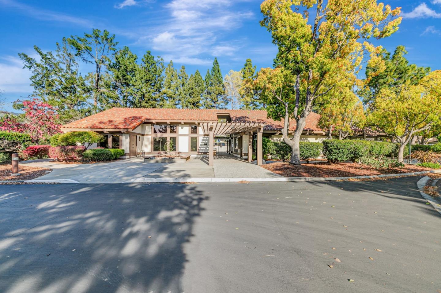 Detail Gallery Image 41 of 42 For 6094 Montgomery Ct, San Jose,  CA 95135 - 2 Beds | 1 Baths