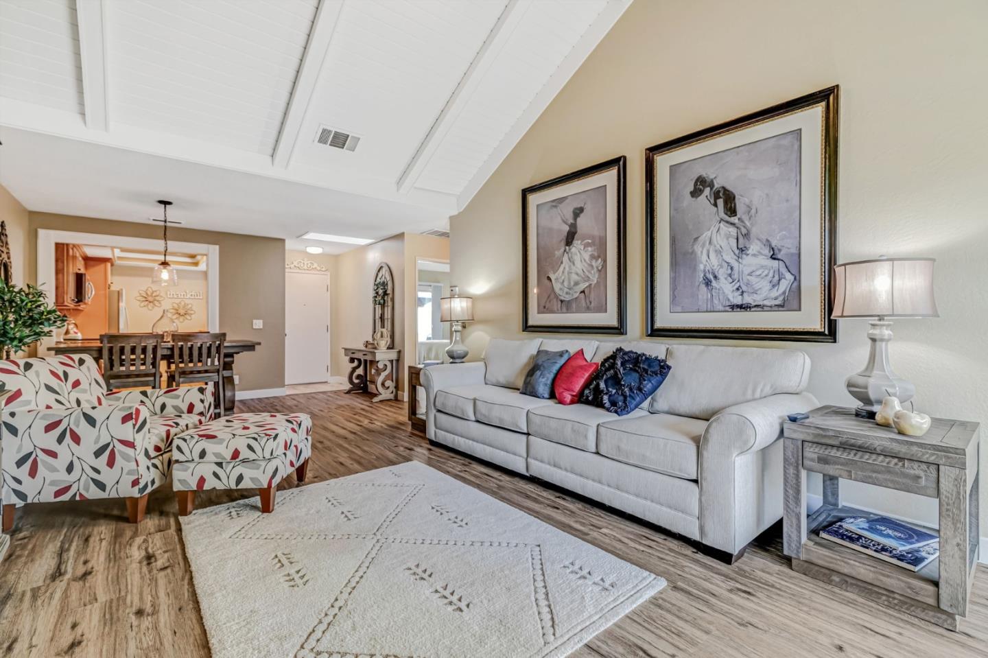 Detail Gallery Image 9 of 42 For 6094 Montgomery Ct, San Jose,  CA 95135 - 2 Beds | 1 Baths