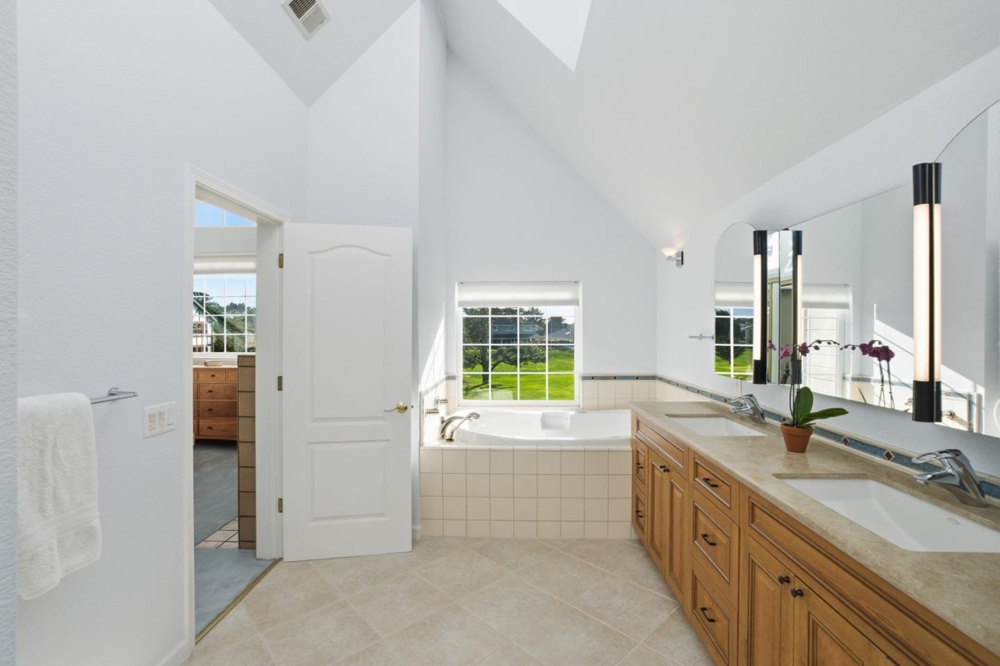 Detail Gallery Image 35 of 72 For 25 Merion Rd, Half Moon Bay,  CA 94019 - 3 Beds | 2/1 Baths