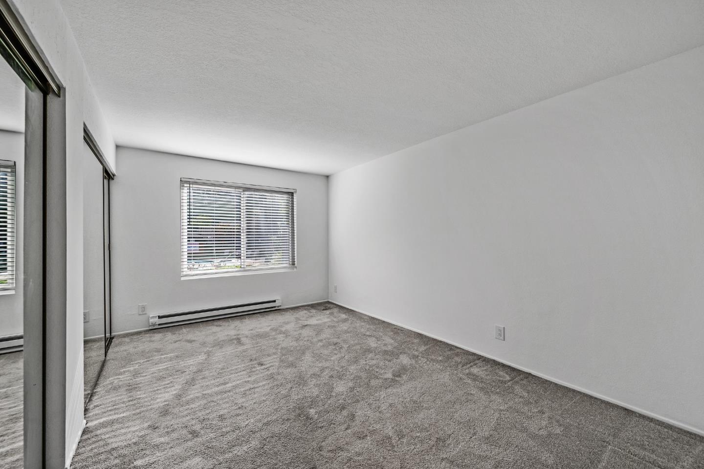 Detail Gallery Image 12 of 32 For 6145 Shelter Creek Ln, San Bruno,  CA 94066 - 1 Beds | 1 Baths