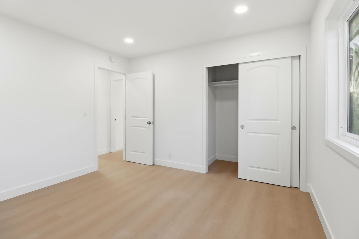 Detail Gallery Image 11 of 22 For 317 Dale Dr, San Jose,  CA 95127 - 3 Beds | 2 Baths