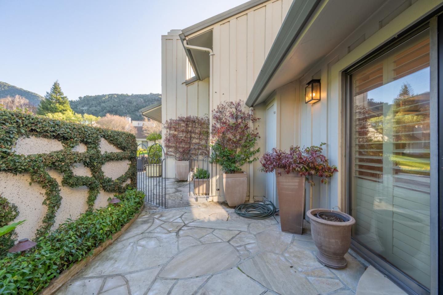 Detail Gallery Image 15 of 24 For 9502 Alder Ct, Carmel,  CA 93923 - 3 Beds | 3/1 Baths