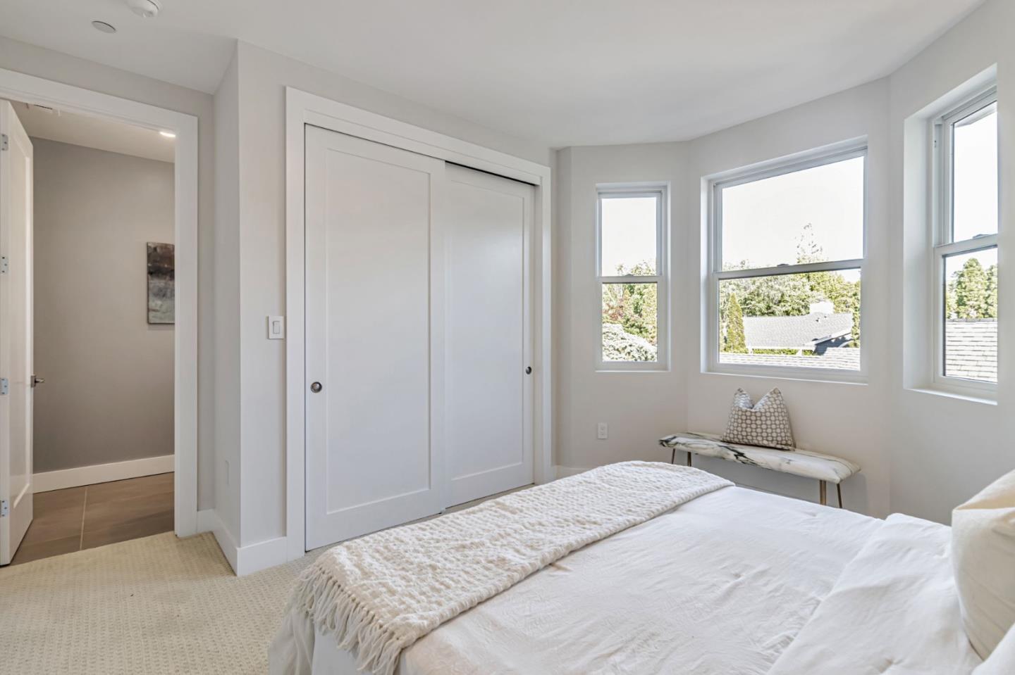 Detail Gallery Image 26 of 90 For 1066 Larch Ave, Moraga,  CA 94556 - 5 Beds | 4/1 Baths