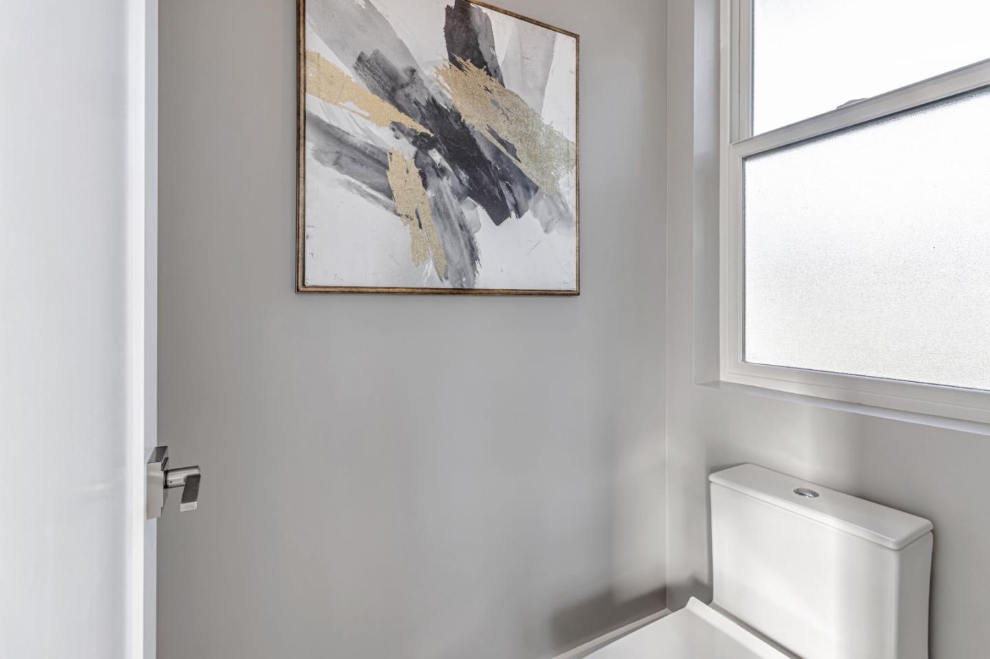 Detail Gallery Image 27 of 90 For 1066 Larch Ave, Moraga,  CA 94556 - 5 Beds | 4/1 Baths