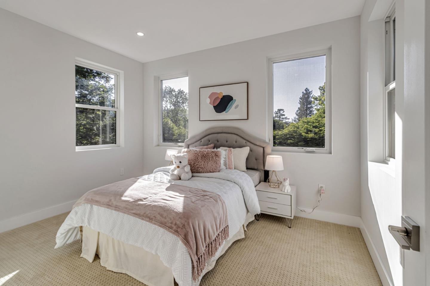 Detail Gallery Image 30 of 90 For 1066 Larch Ave, Moraga,  CA 94556 - 5 Beds | 4/1 Baths