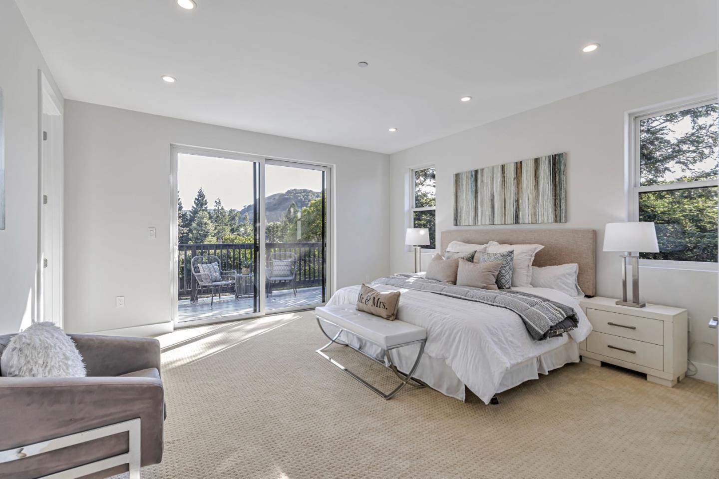 Detail Gallery Image 32 of 90 For 1066 Larch Ave, Moraga,  CA 94556 - 5 Beds | 4/1 Baths