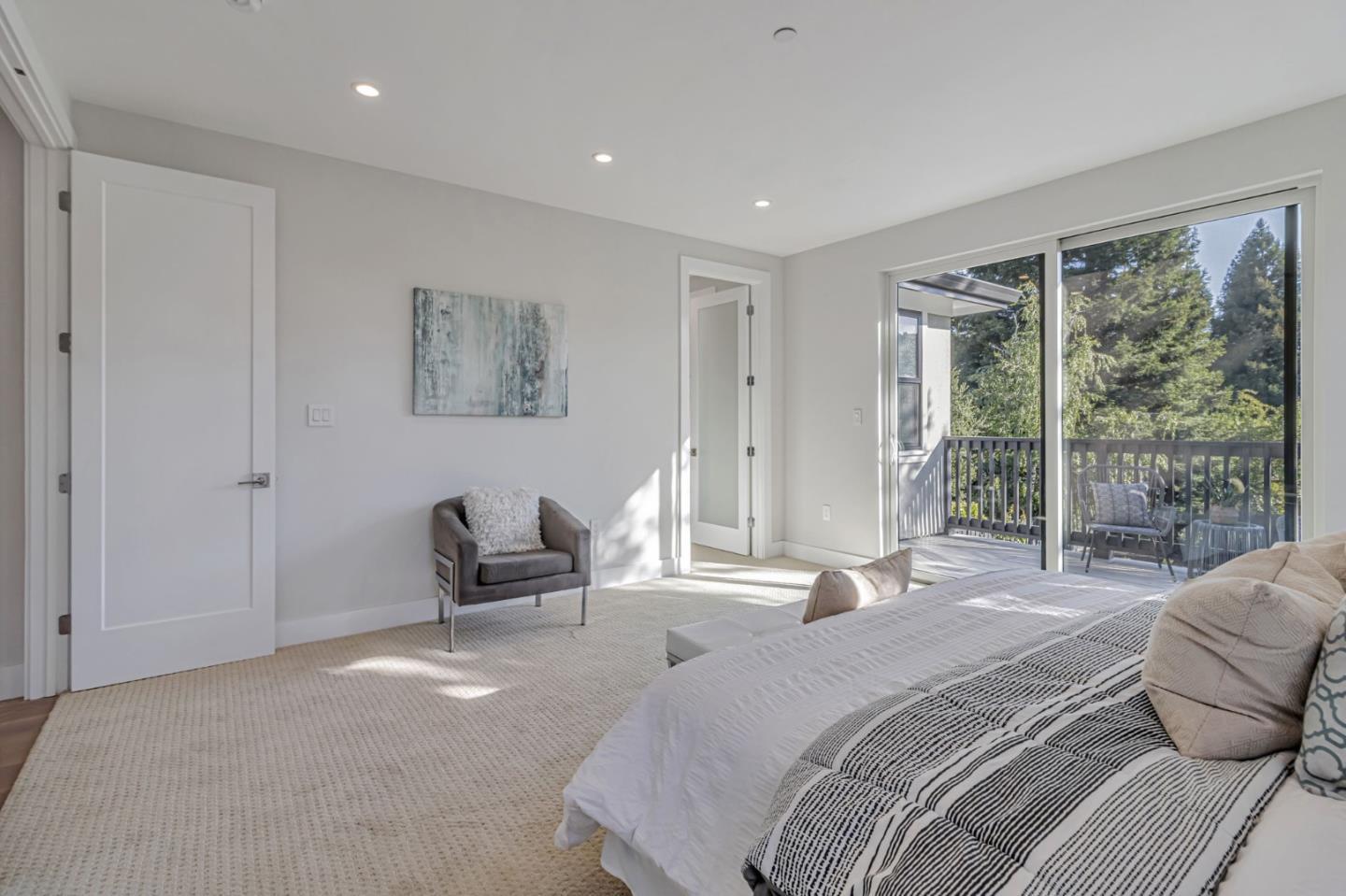 Detail Gallery Image 40 of 90 For 1066 Larch Ave, Moraga,  CA 94556 - 5 Beds | 4/1 Baths