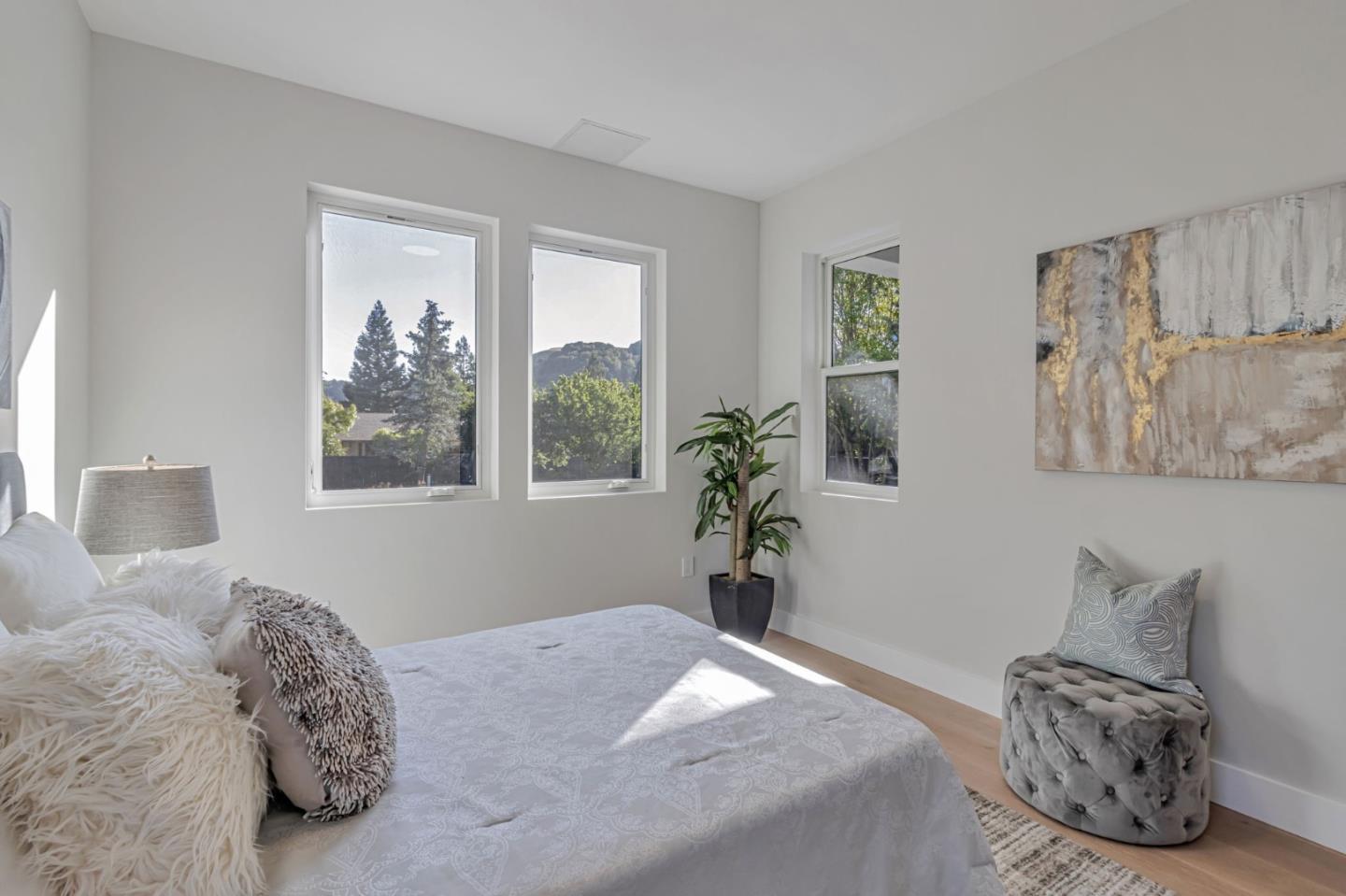 Detail Gallery Image 51 of 90 For 1066 Larch Ave, Moraga,  CA 94556 - 5 Beds | 4/1 Baths