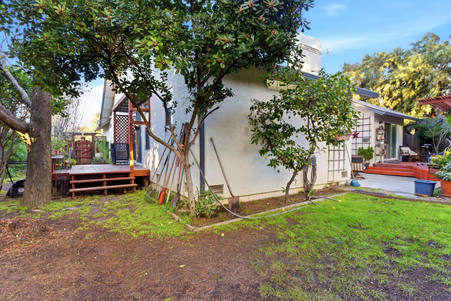 Detail Gallery Image 25 of 27 For 1521 Las Brisas Dr, Hollister,  CA 95023 - 3 Beds | 2 Baths