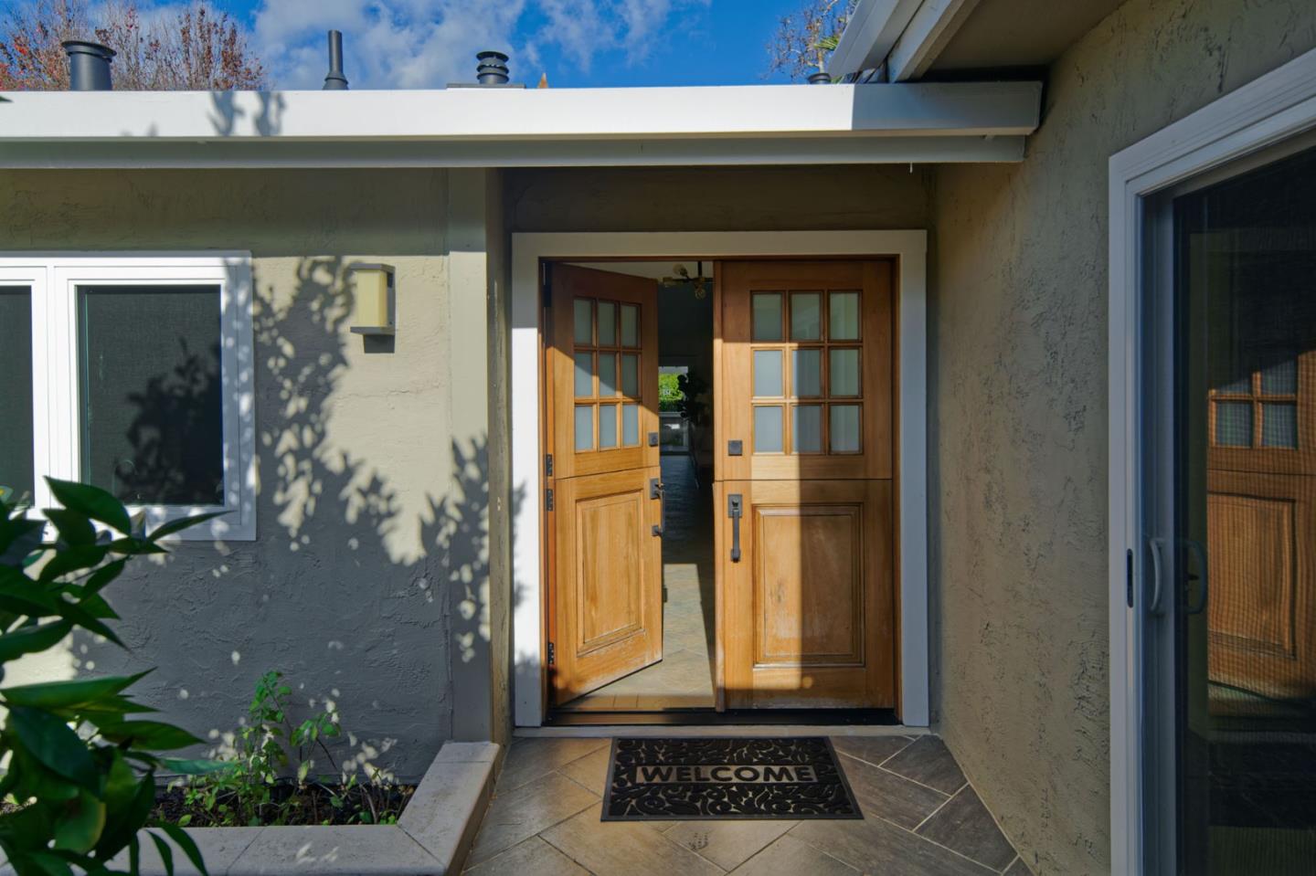 Detail Gallery Image 5 of 58 For 1135 Holly Oak Cir, San Jose,  CA 95120 - 3 Beds | 2 Baths