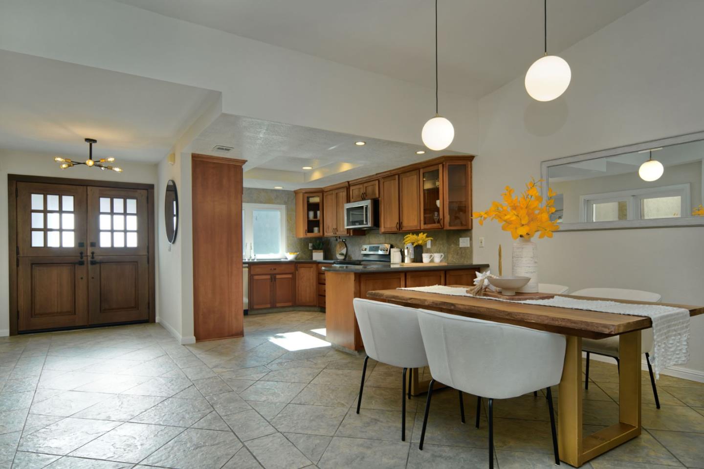 Detail Gallery Image 8 of 58 For 1135 Holly Oak Cir, San Jose,  CA 95120 - 3 Beds | 2 Baths