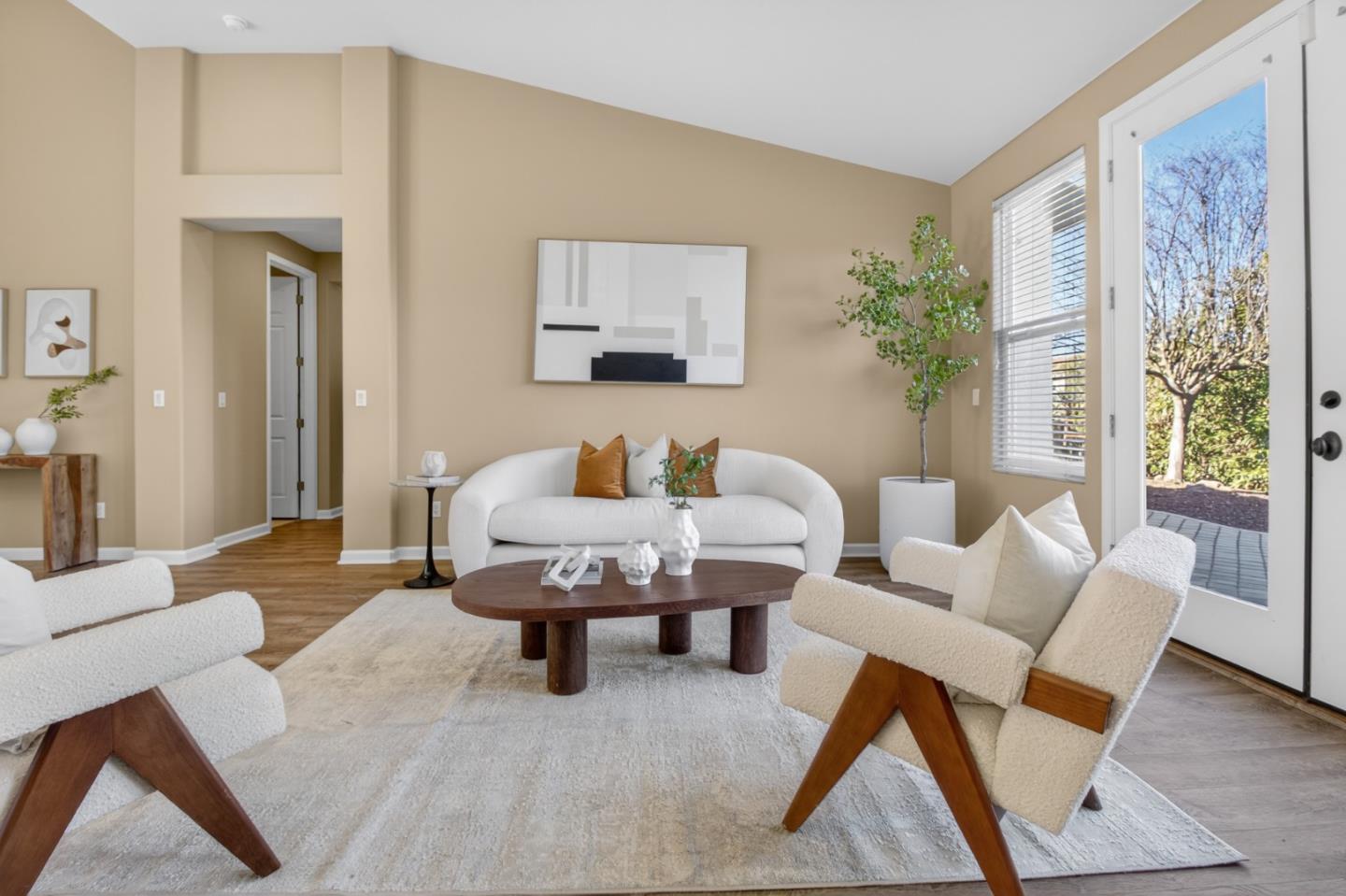 Detail Gallery Image 10 of 59 For 1280 Quail Ridge Way, Hollister,  CA 95023 - 4 Beds | 2/1 Baths