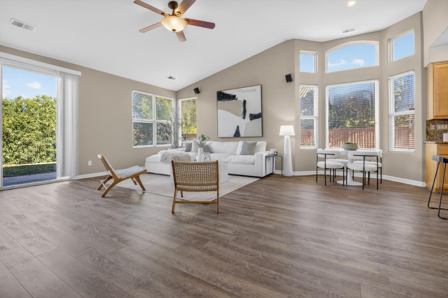 Detail Gallery Image 21 of 59 For 1280 Quail Ridge Way, Hollister,  CA 95023 - 4 Beds | 2/1 Baths