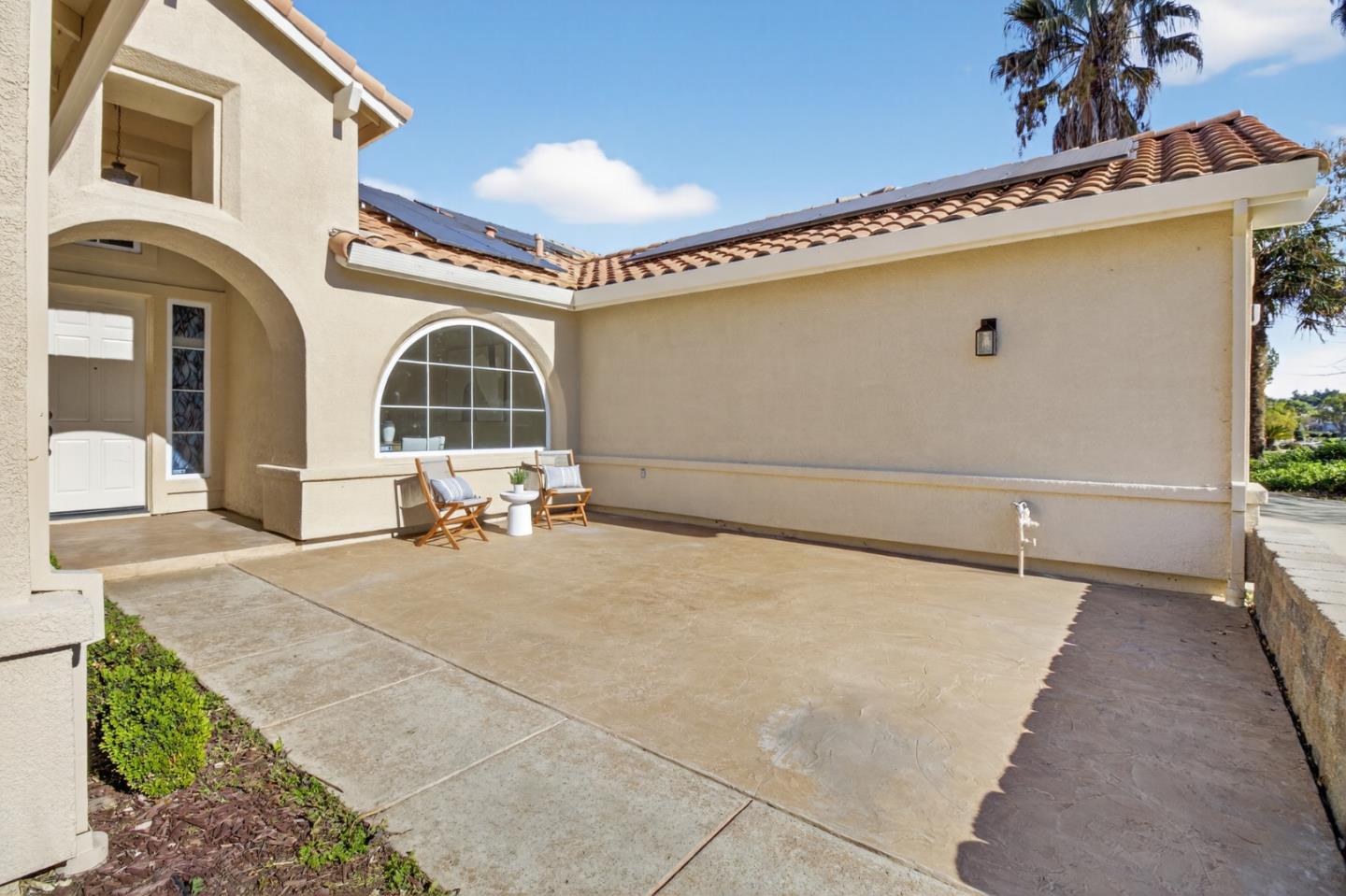 Detail Gallery Image 4 of 59 For 1280 Quail Ridge Way, Hollister,  CA 95023 - 4 Beds | 2/1 Baths