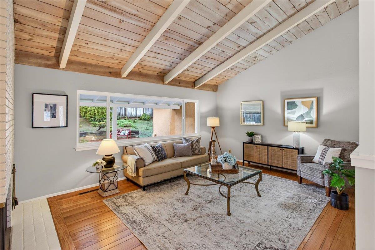 Detail Gallery Image 11 of 40 For 251 Old Adobe Rd, Los Gatos,  CA 95032 - 3 Beds | 2/1 Baths