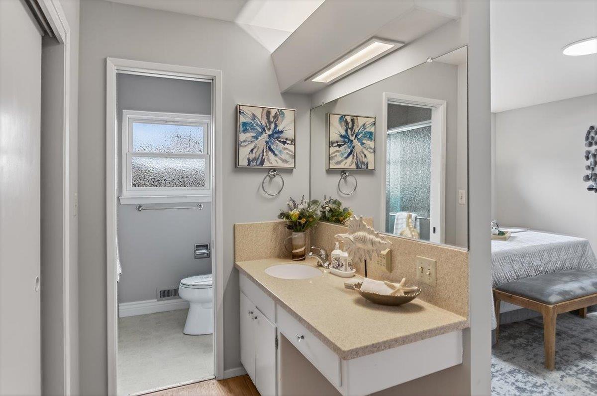 Detail Gallery Image 22 of 40 For 251 Old Adobe Rd, Los Gatos,  CA 95032 - 3 Beds | 2/1 Baths