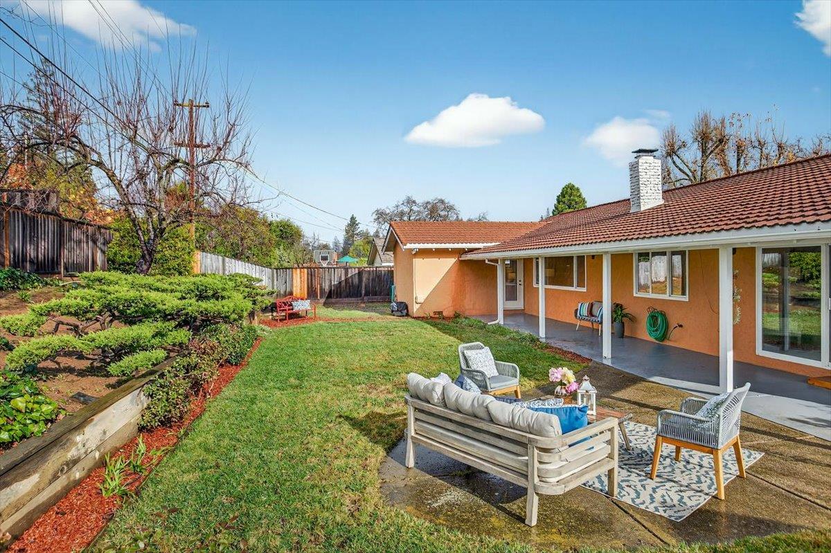 Detail Gallery Image 37 of 40 For 251 Old Adobe Rd, Los Gatos,  CA 95032 - 3 Beds | 2/1 Baths