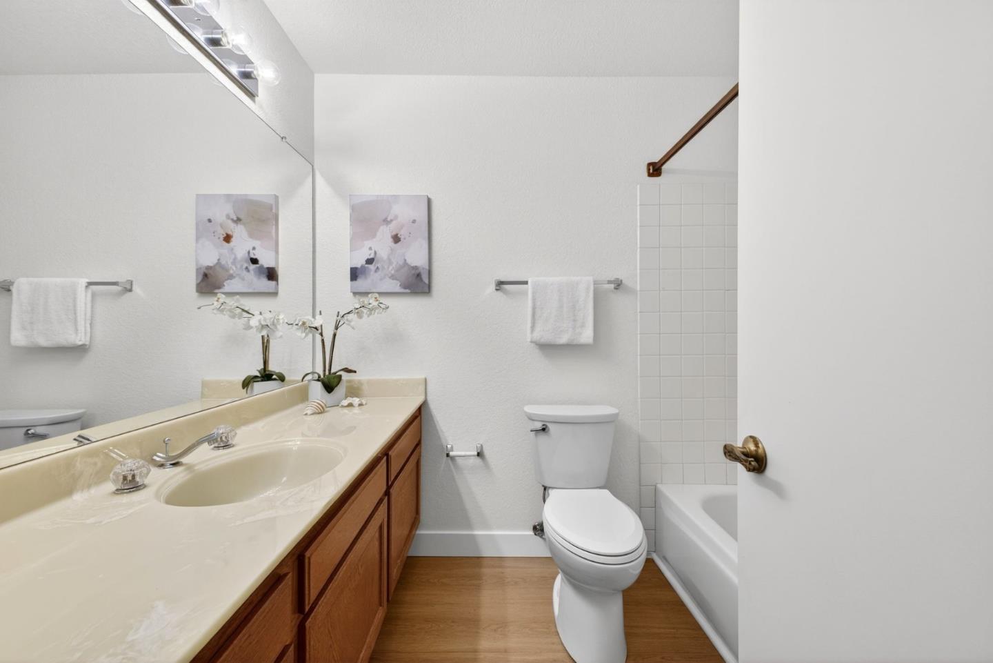 Detail Gallery Image 21 of 51 For 2487 Redbud Ct, San Jose,  CA 95128 - 3 Beds | 2 Baths