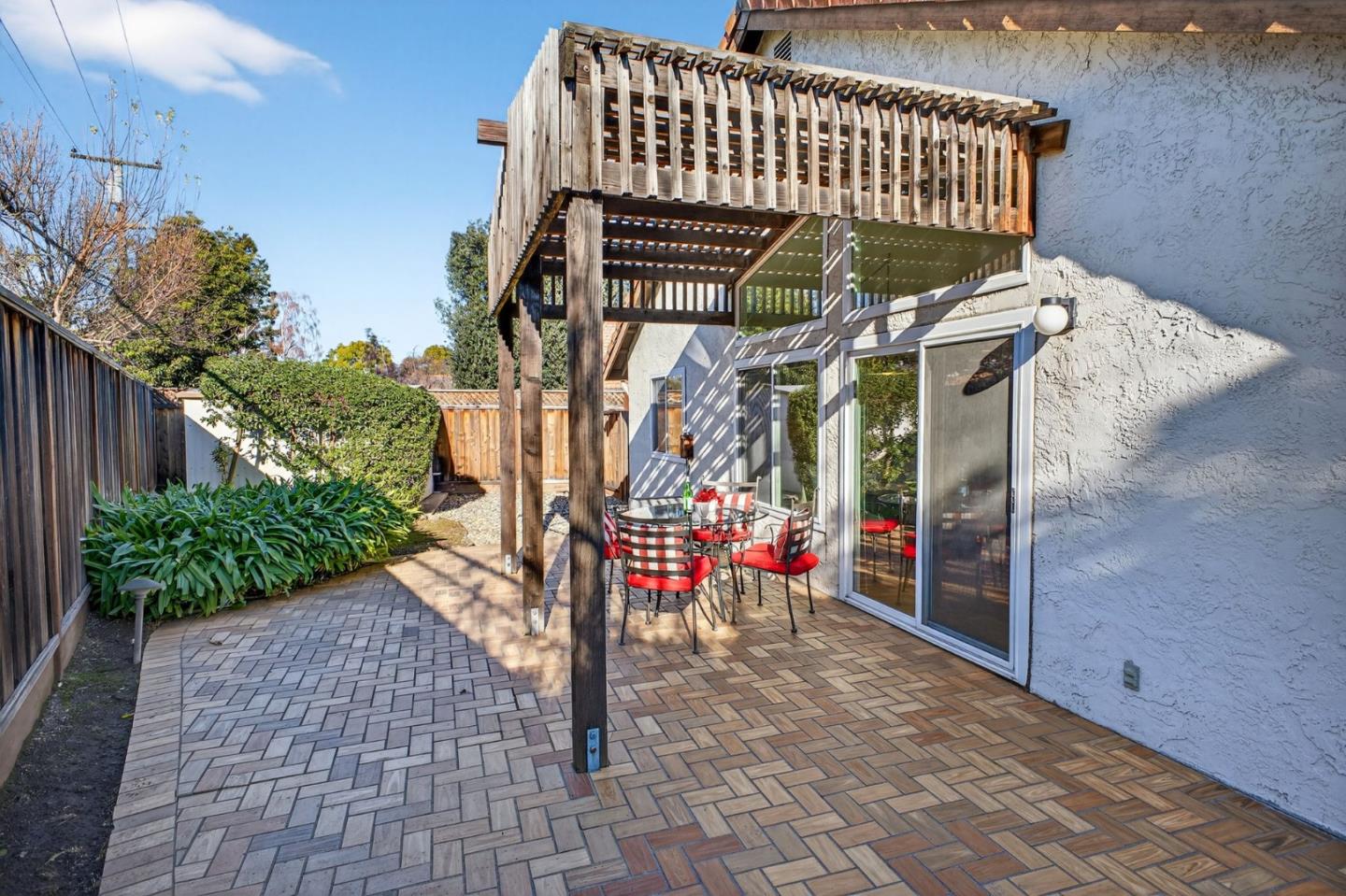 Detail Gallery Image 33 of 51 For 2487 Redbud Ct, San Jose,  CA 95128 - 3 Beds | 2 Baths