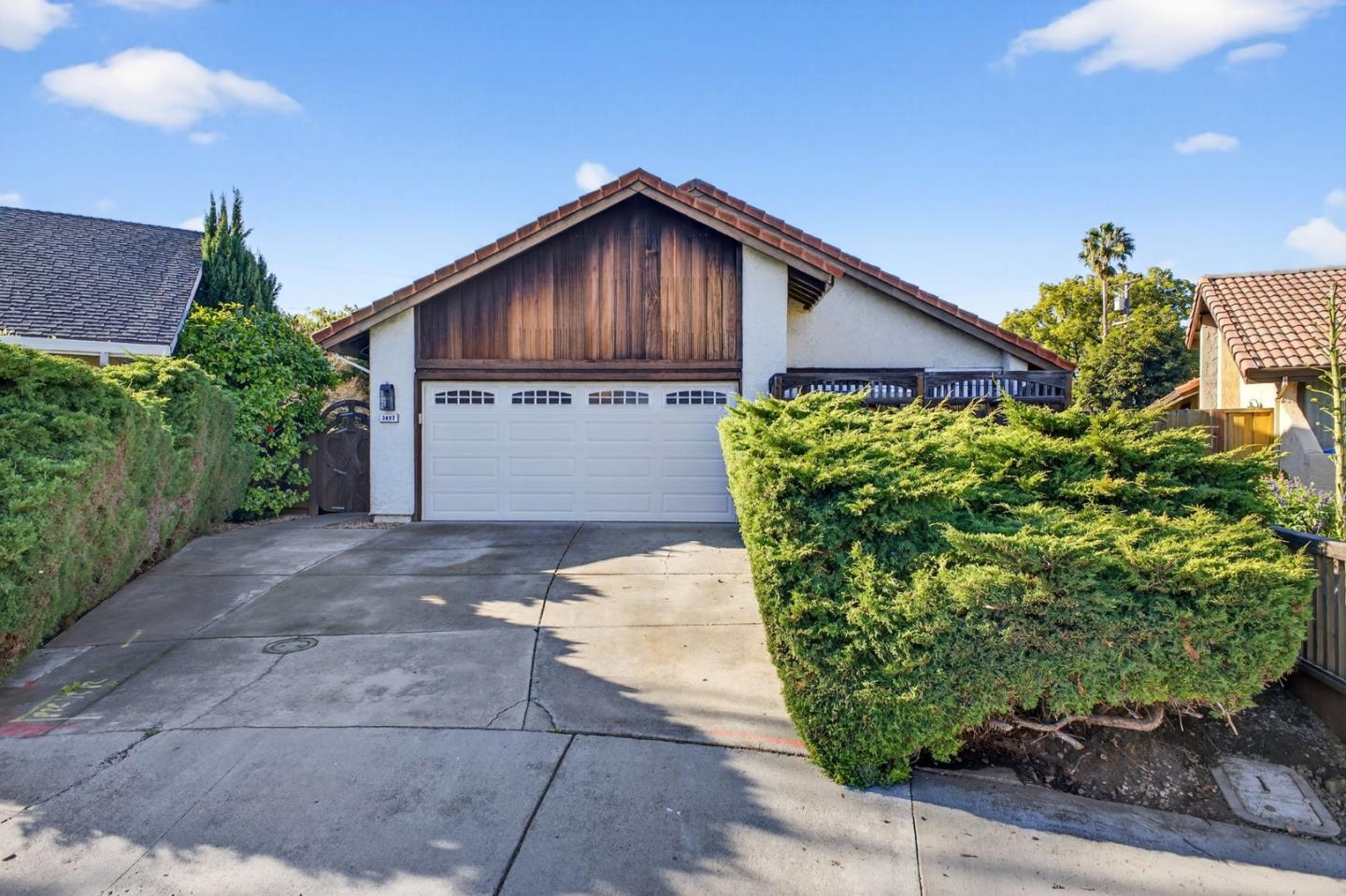 Detail Gallery Image 35 of 51 For 2487 Redbud Ct, San Jose,  CA 95128 - 3 Beds | 2 Baths